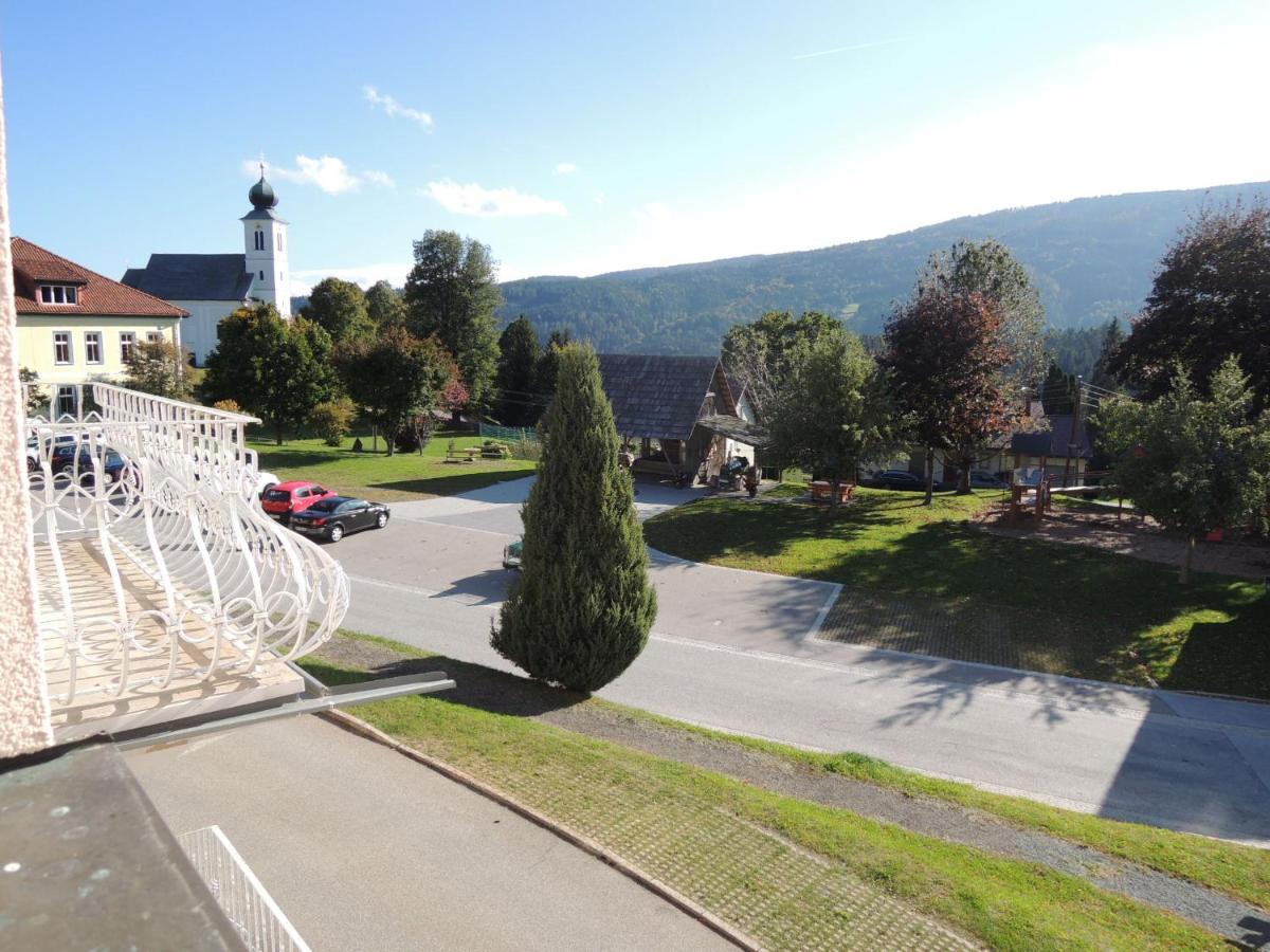 Familienglueck In Der Weststeiermark Apartman Sankt Oswald ob Eibiswald Kültér fotó