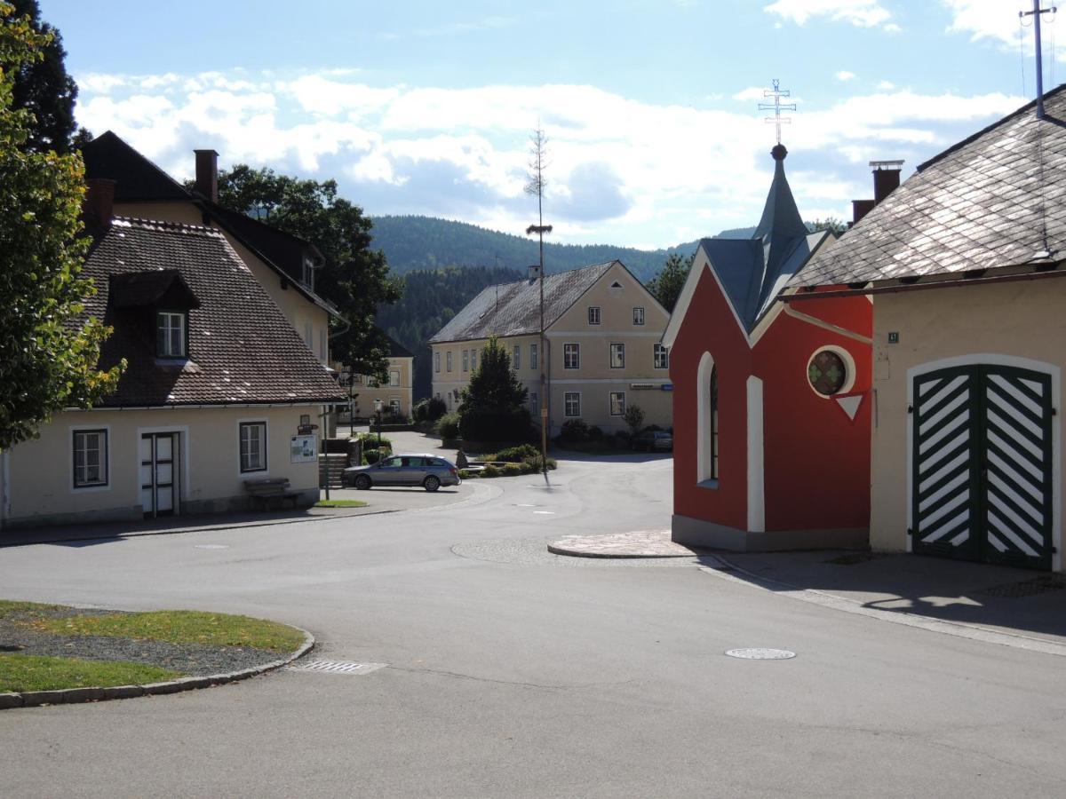 Familienglueck In Der Weststeiermark Apartman Sankt Oswald ob Eibiswald Kültér fotó